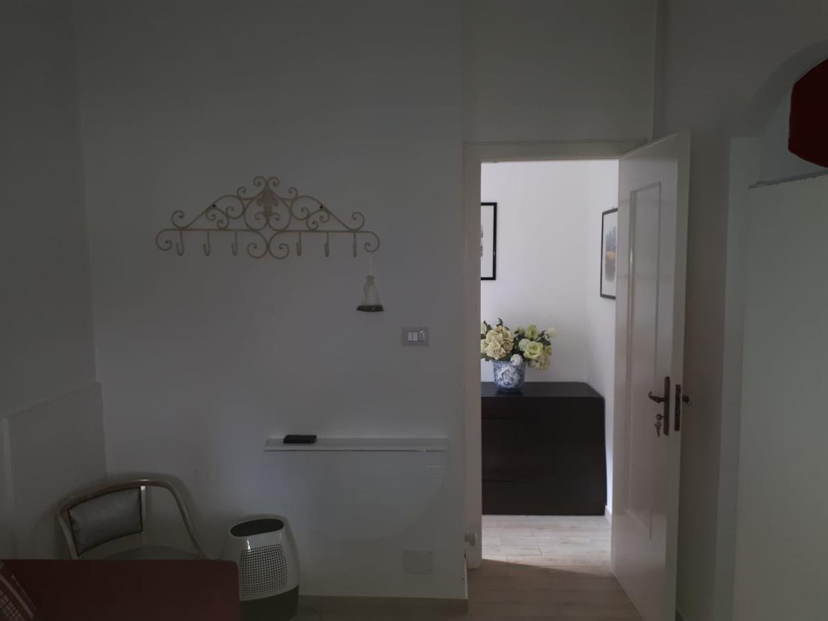 Ai Tre Limoni Bed and Breakfast Varazze Exteriör bild